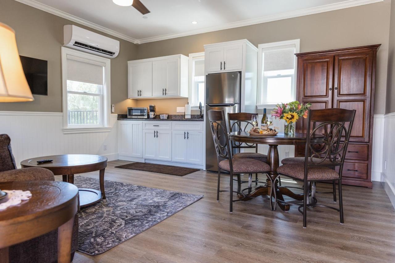 Forfriends Inn Wine Country Bed And Breakfast Santa Ynez Extérieur photo